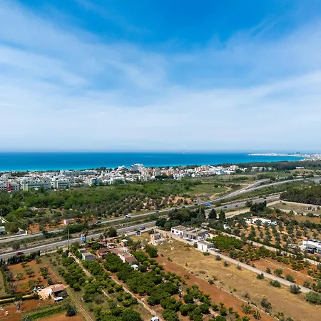 Guest house Masseria Borgo Monaci