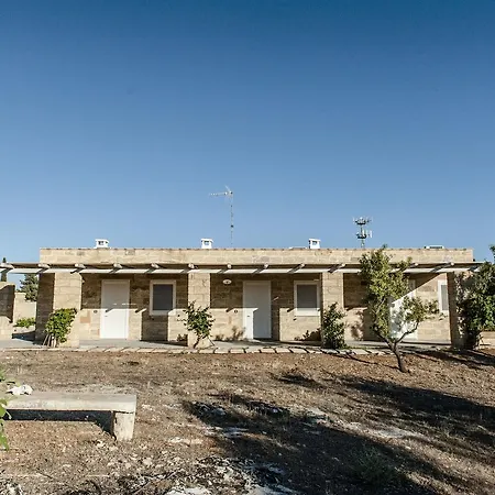 Masseria Borgo Monaci - 招待所 *