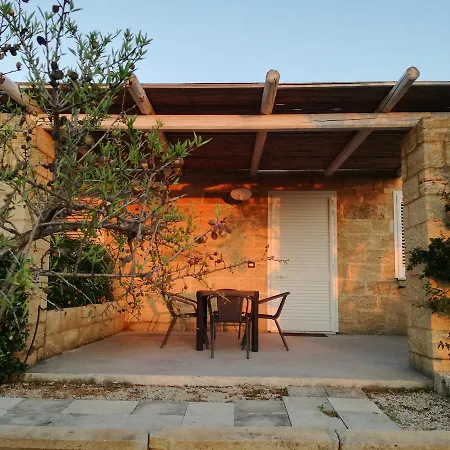 Masseria Borgo Monaci - * 加利波利